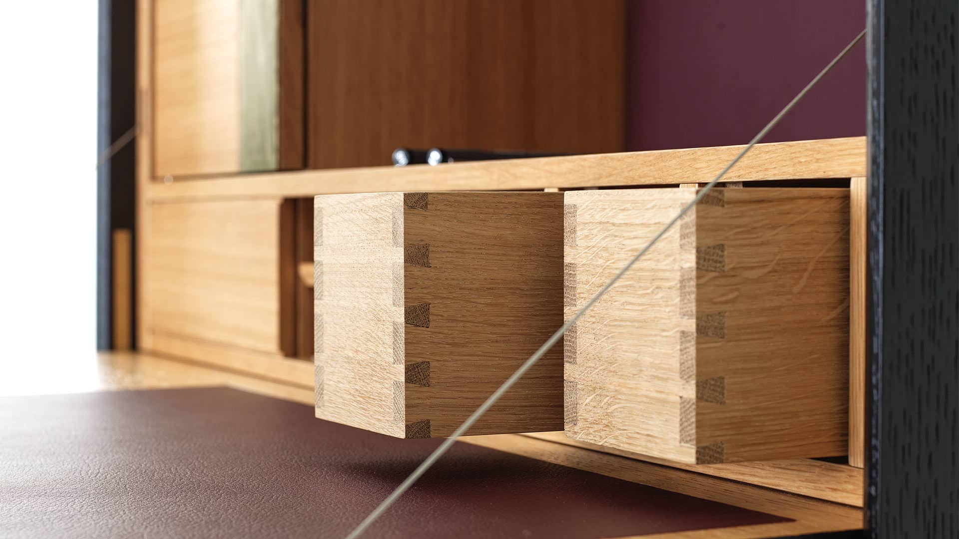 UNFOLD ARBEITSPLATZ FÜR KLEINEN WOHNRAUM JULIANE KERBER