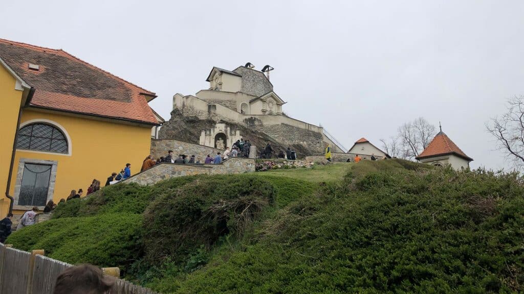 ÖKUNEMISCHE KREUZWEGANDACHT