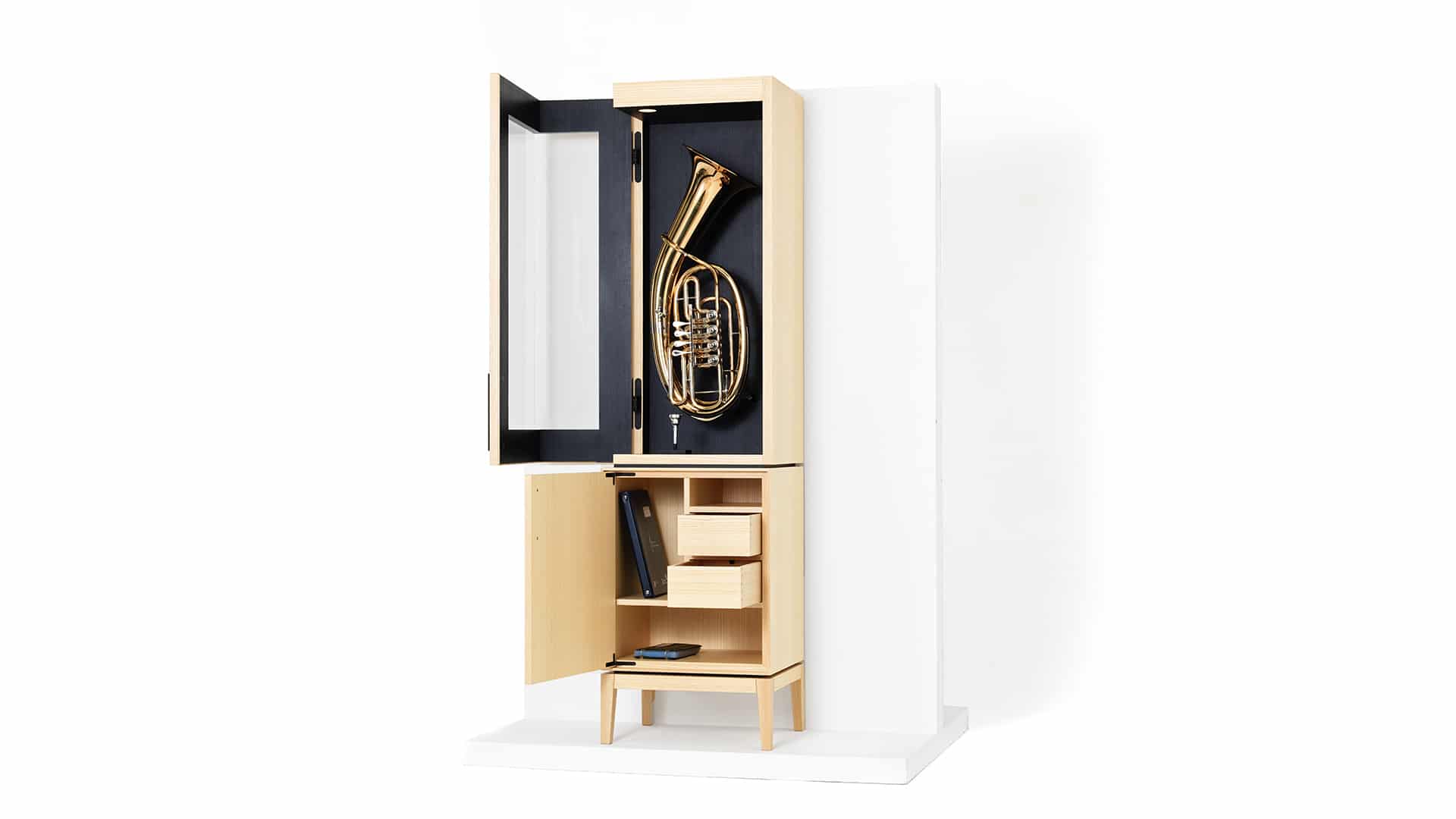 BRASSBOX VITRINE FÜR EIN TENORHORN JAKOB LINDORFER