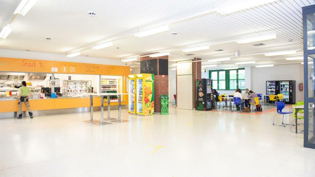 10 JAHRE SCHULBUFFET LEBENSGROSS AN DER ORTWEINSCHULE