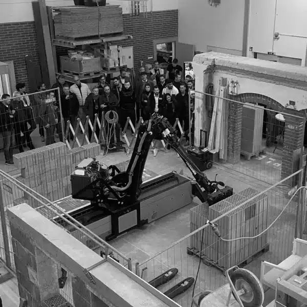 htblva-ortweinschule-wienerberger-roboter-praesentation-11-2024-sw